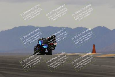 media/Jan-15-2023-SoCal Trackdays (Sun) [[c1237a034a]]/Turn 9 (2pm)/